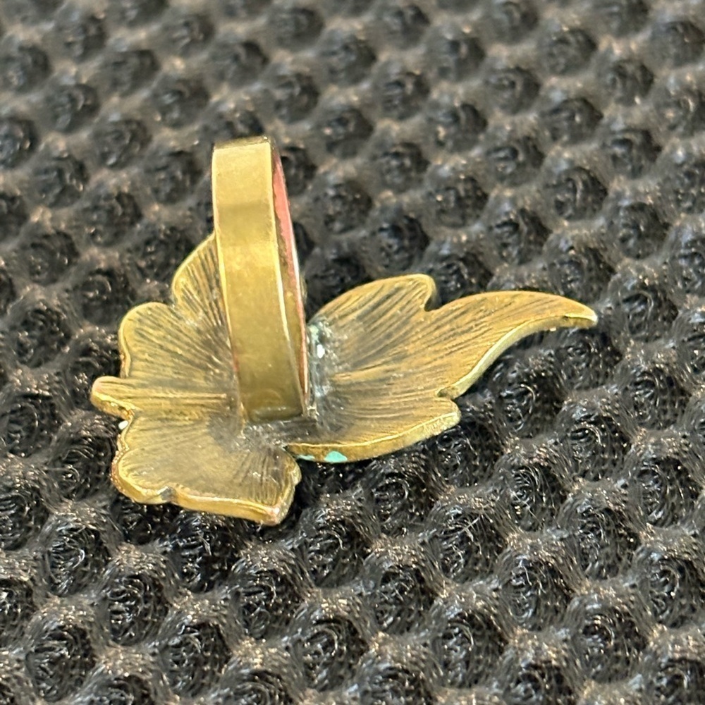 Vintage Bold Textured Maple Leaf
Cocktail Ring Unique Statement Piece Size 6 - Picture 6 of 10